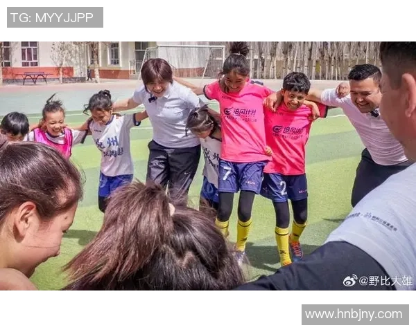 支付宝足球明星助力青少年足球发展共创美好未来