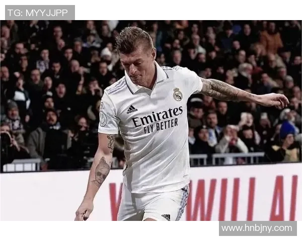 探索足球明星的魅力与成就认识他们的故事与影响力